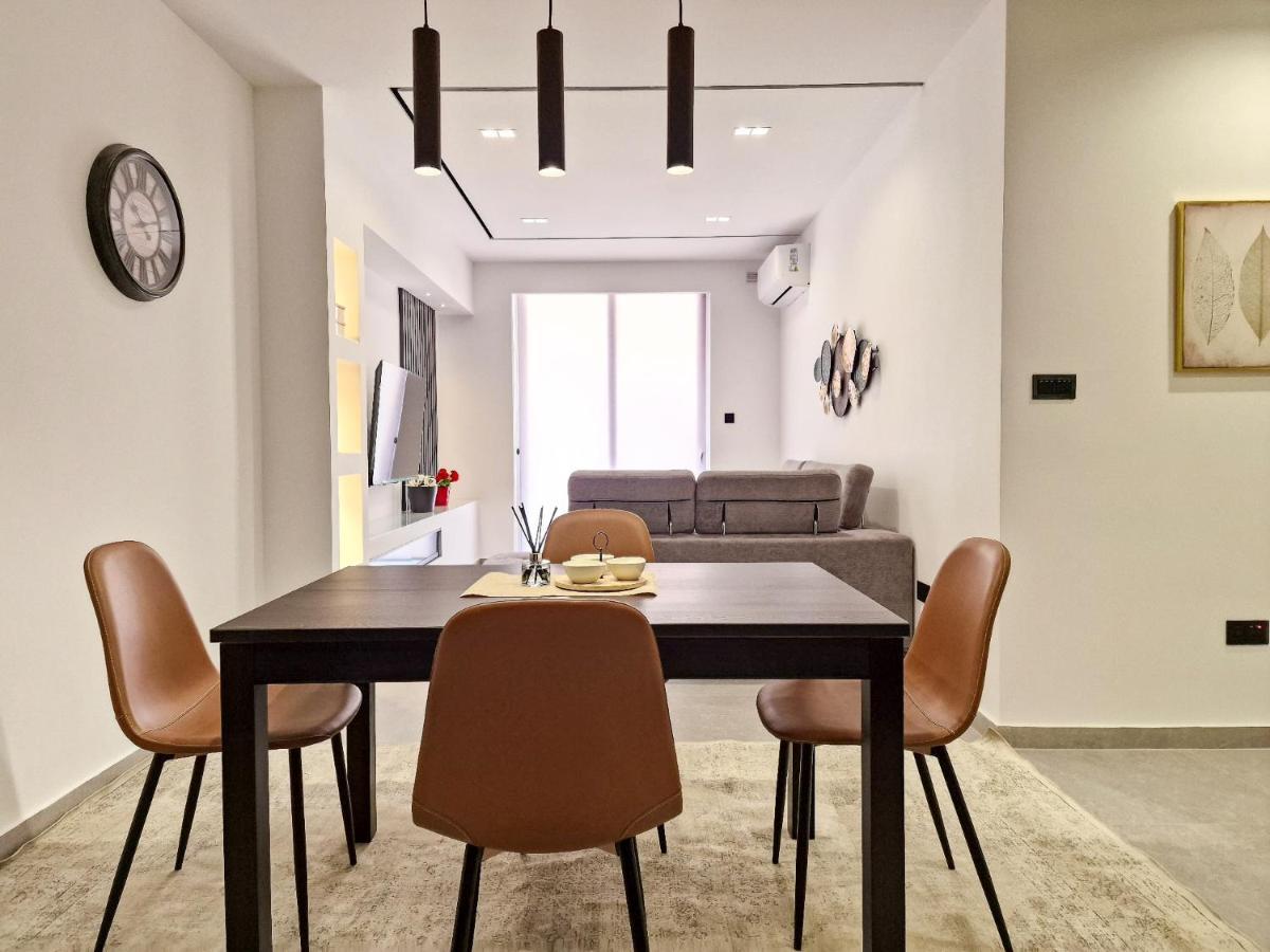 Barbara Properties - Luxury Qawra Stay Σεντ Πόλς Μπέι Εξωτερικό φωτογραφία