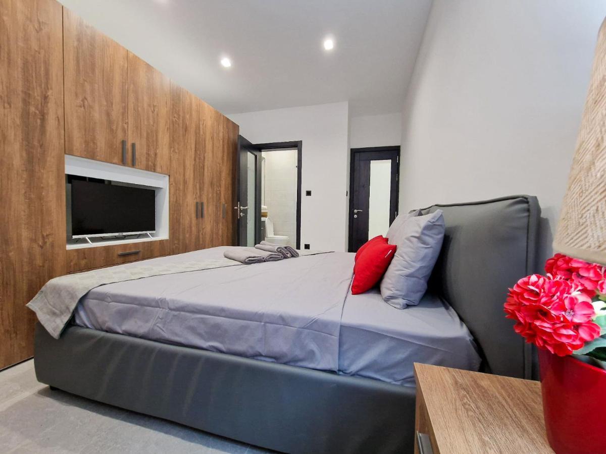 Barbara Properties - Luxury Qawra Stay Σεντ Πόλς Μπέι Εξωτερικό φωτογραφία